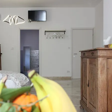 Casa de hóspedes Via Del Corso Room&suite