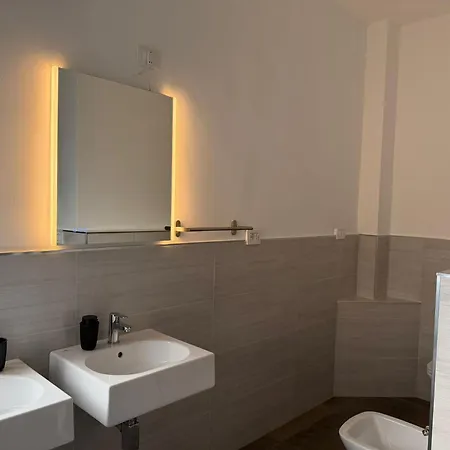 Via Del Corso Room&suite 4* Matera